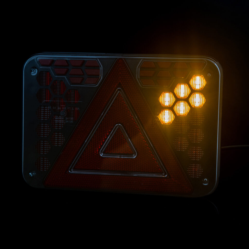 Задний комбинированный фонарь HORUS LZD 3391